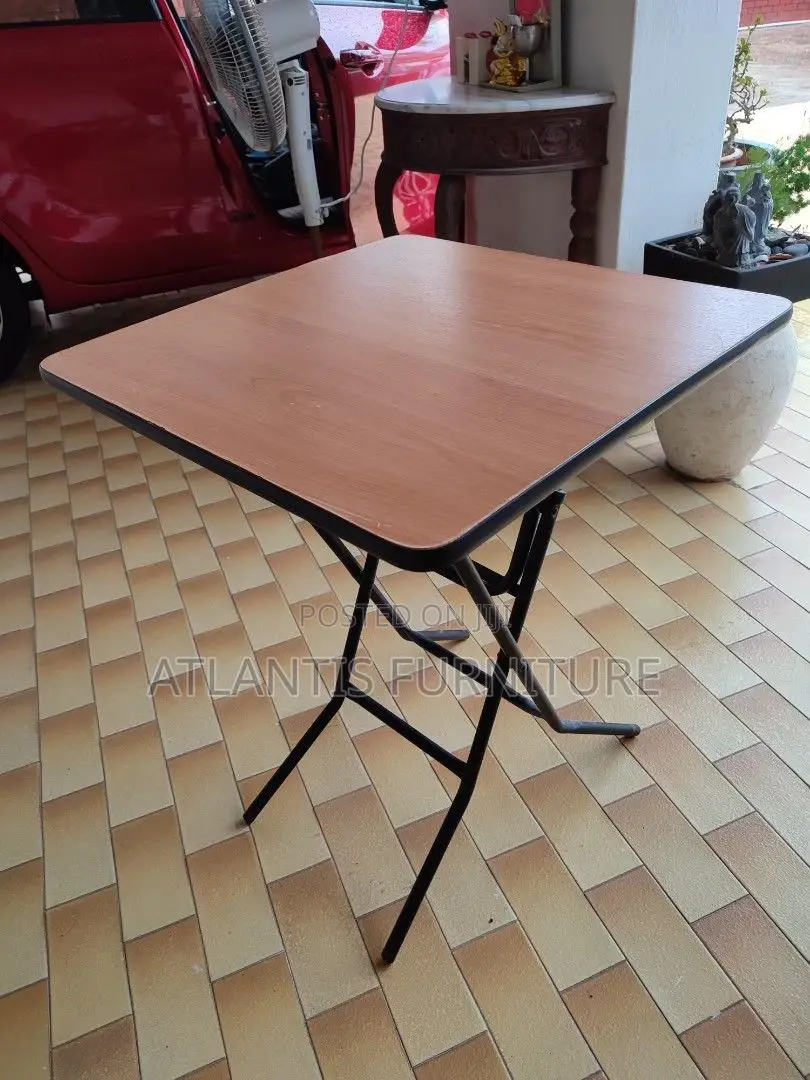 Foldable Square Table