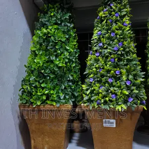 Nice Looking Artifical Flowers.