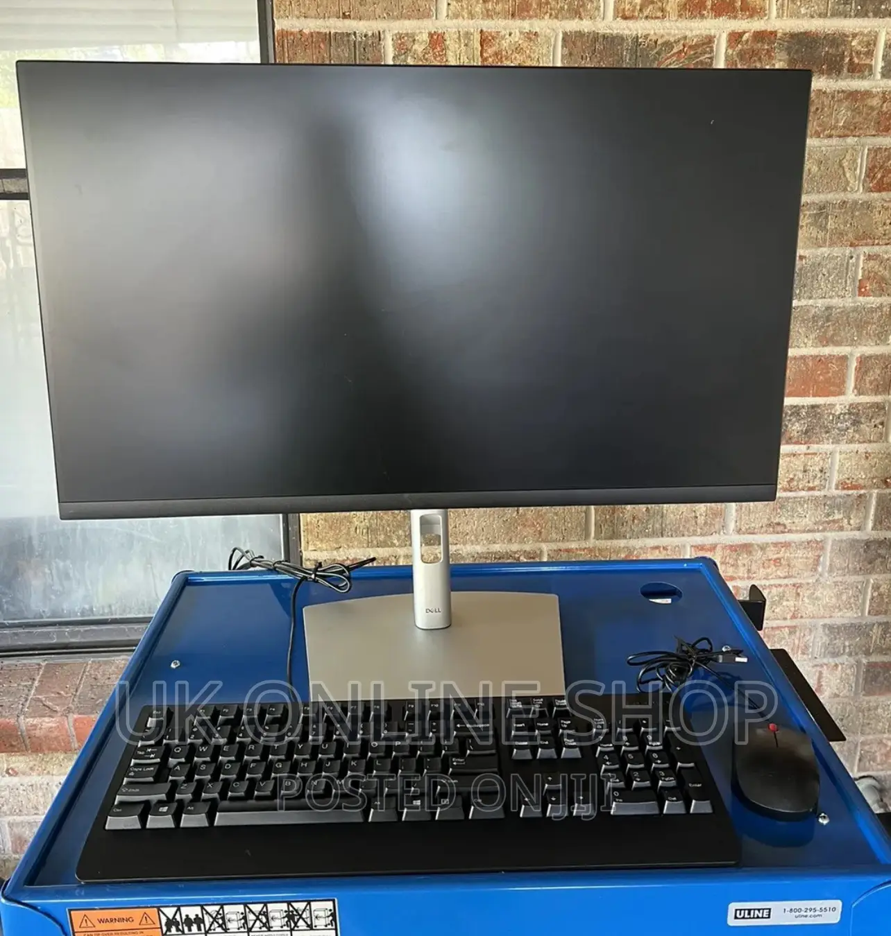 Dell Monitor 24 Inch With Keyboard and Mouse Included