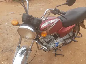 Bajaj Boxer 2016 Red