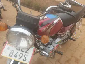 Bajaj Boxer 2018 Red