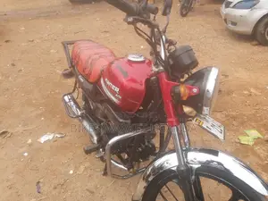 Hero Hunter 125 2022 Red
