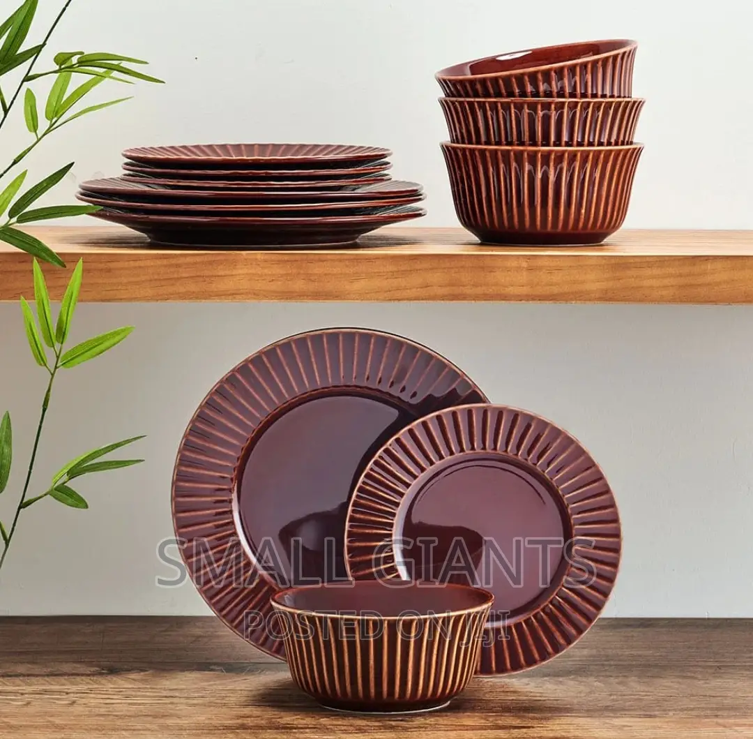 18pcs Dinnerware Set
