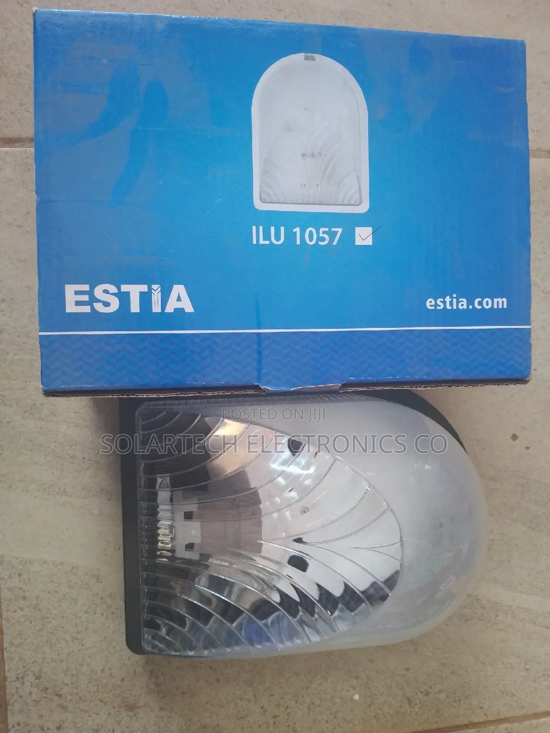 Estia Plastic Body,Clear/ Frost PC Cover