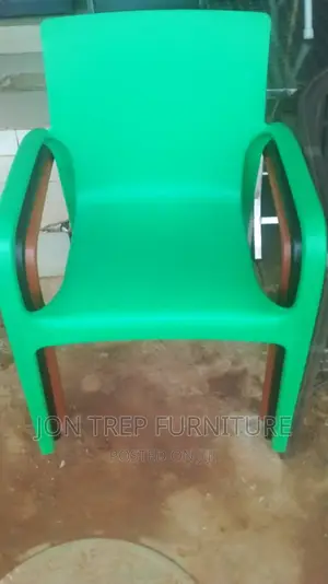 Plastic Restaurant Chairs