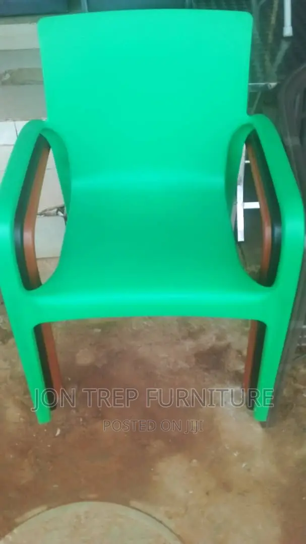 Plastic Restaurant Chairs