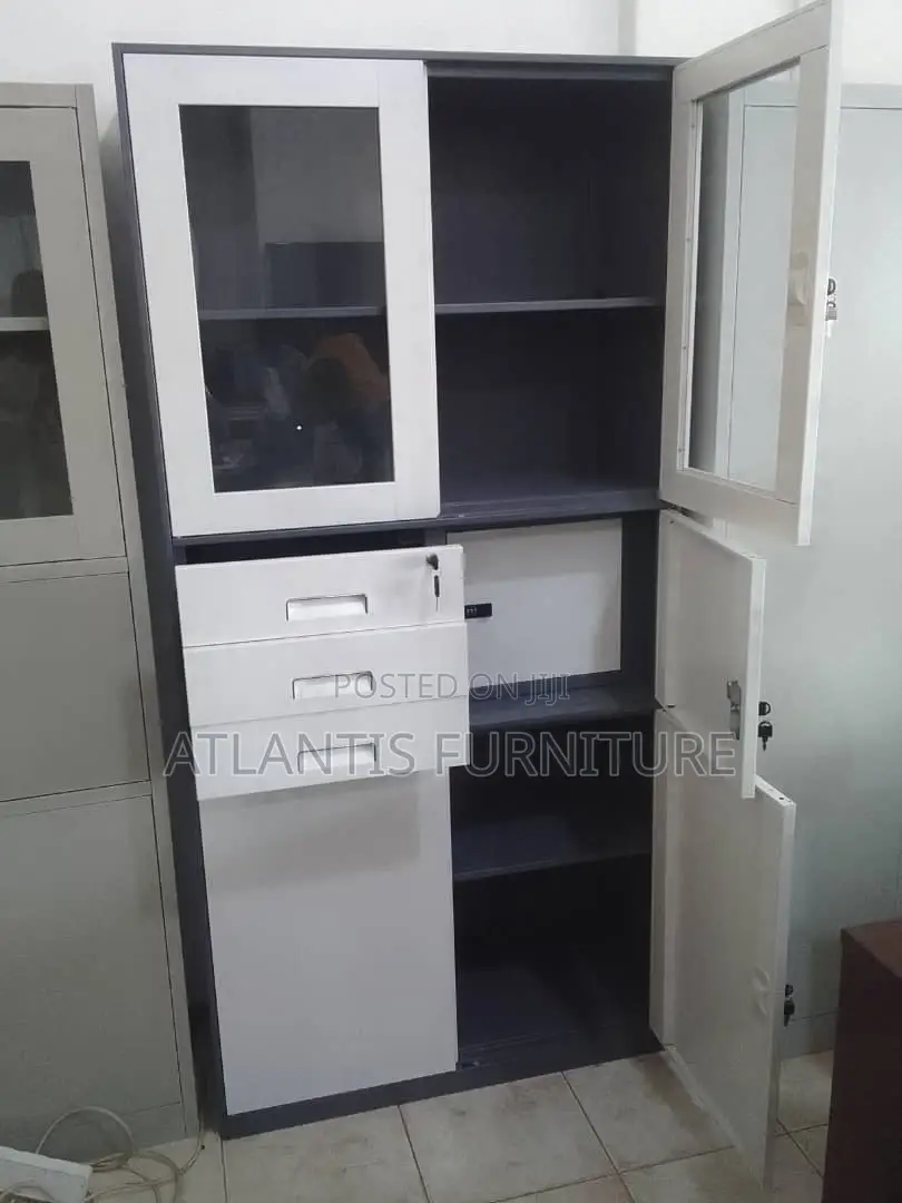 In Building Safe Cabinet