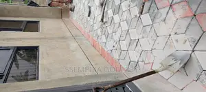 X 5 Proffetional Installer for Pavers at 7000 Persqm
