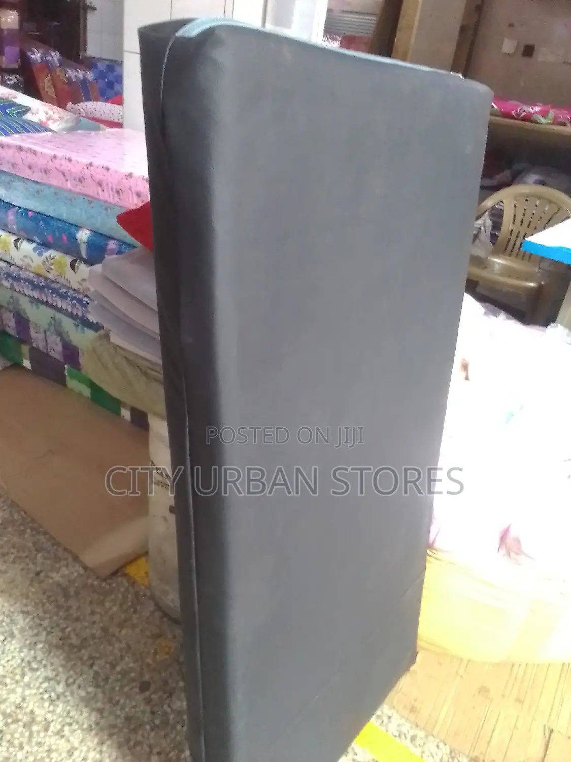 Vita Foam Leather Makinitosh Mattress P