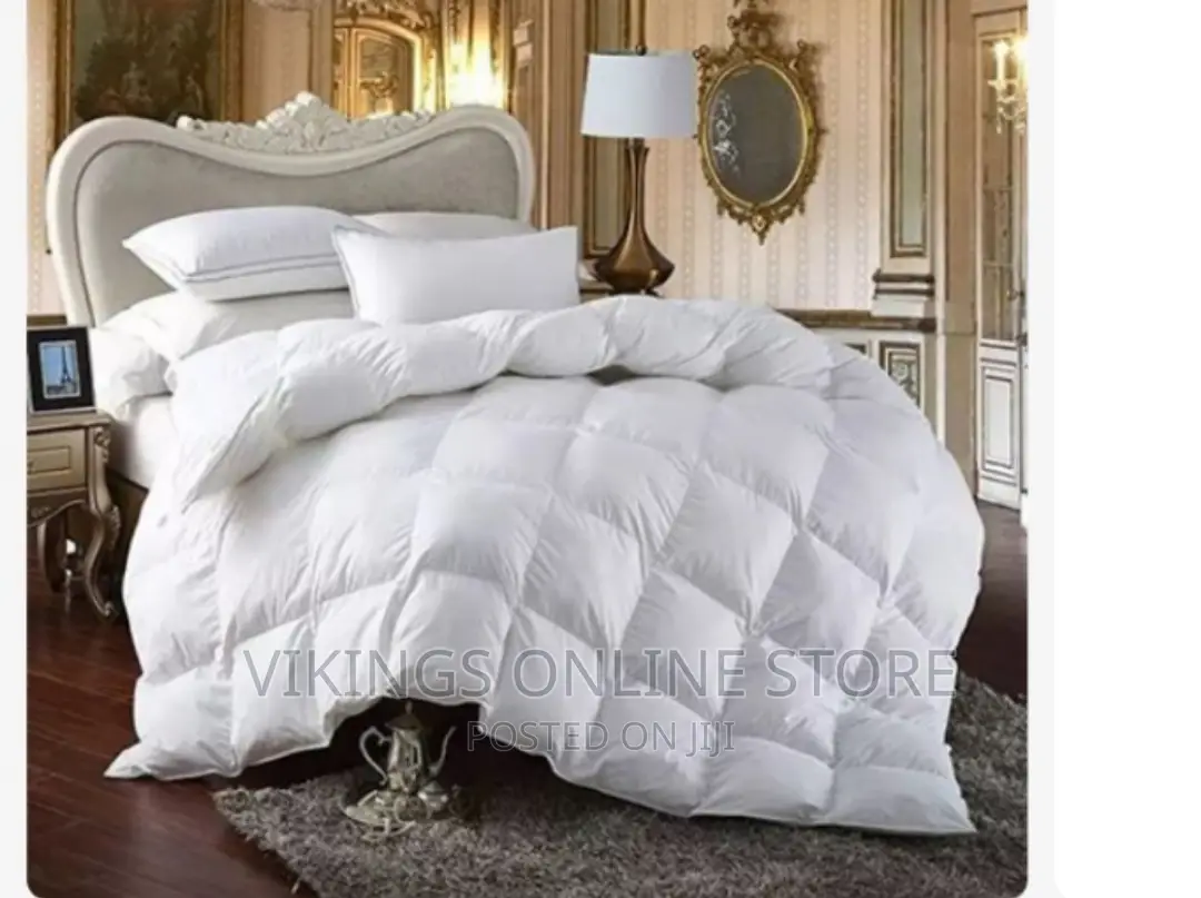 High Quality Pure White Duvet Set