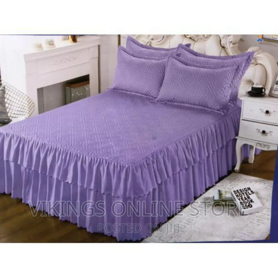 Quilted Wavy Cotton Bedliner With 2 Pillow Covers – Purple