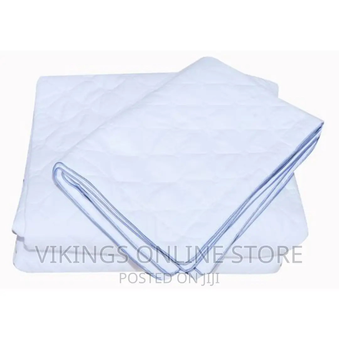 3 Piece Bedliner 2 Pillow Cases – White
