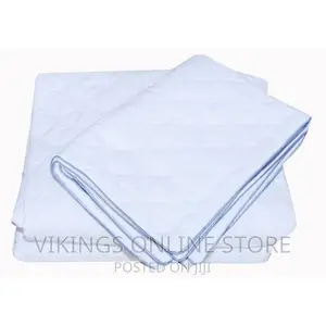 3 Piece Bedliner 2 Pillow Cases – White