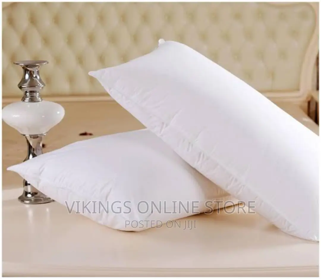 A Pair of Fibre Pillows Big White Size
