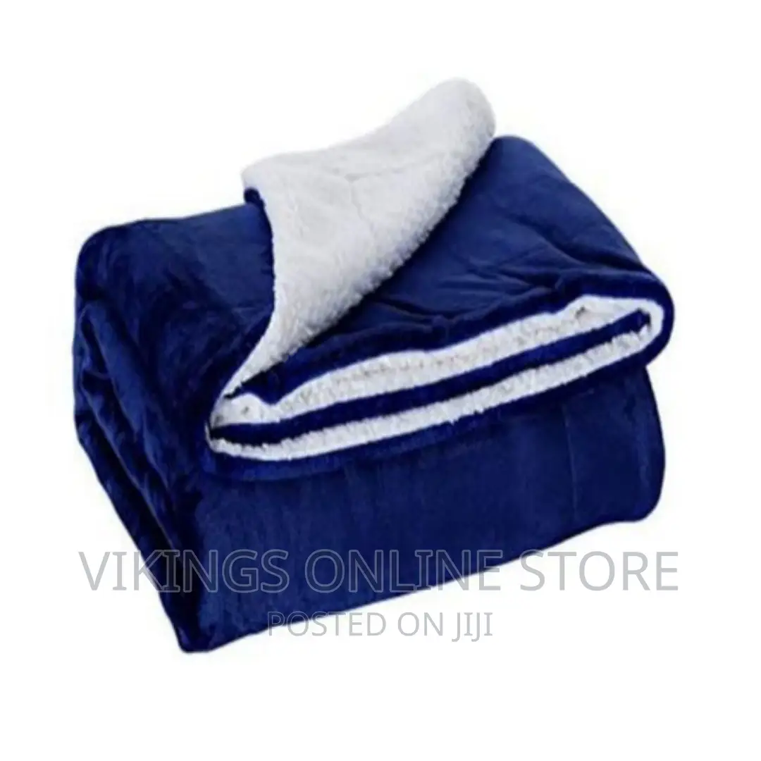 Soft Woolen Blanket – Blue