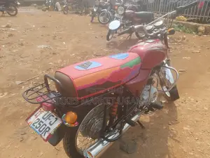 Bajaj Boxer 2022 Red
