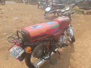 Bajaj Boxer 2022 Red