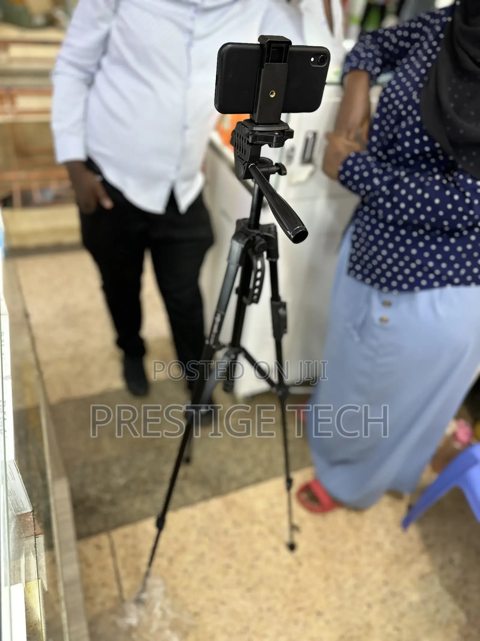 Candc Dc 500 Professional Tripod Stand for Phones and Camera