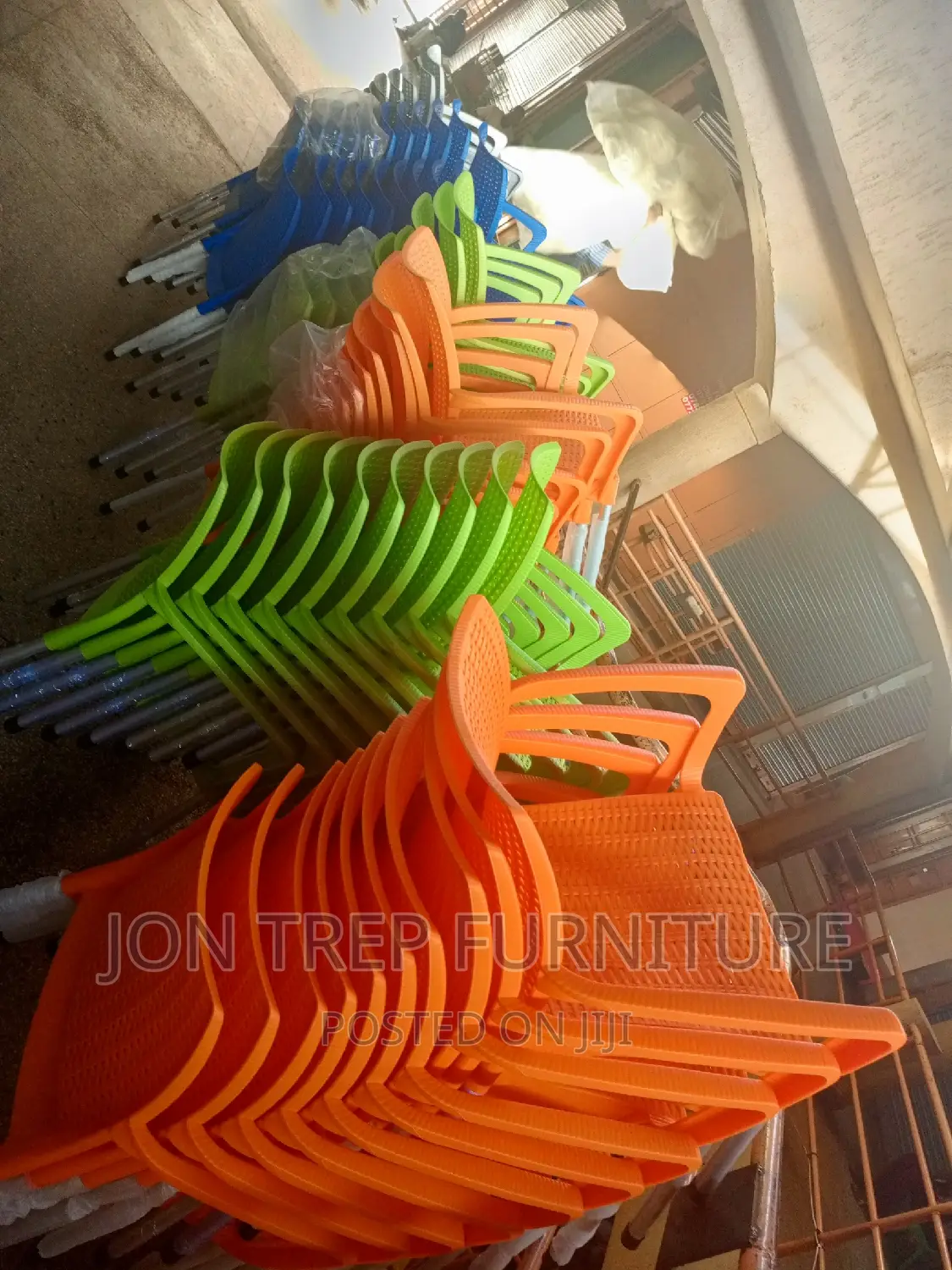 Plastic Restaurant Chairs