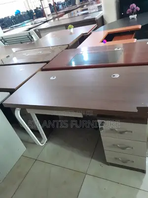 Computer Desk With Single Steel Leg(120cm)