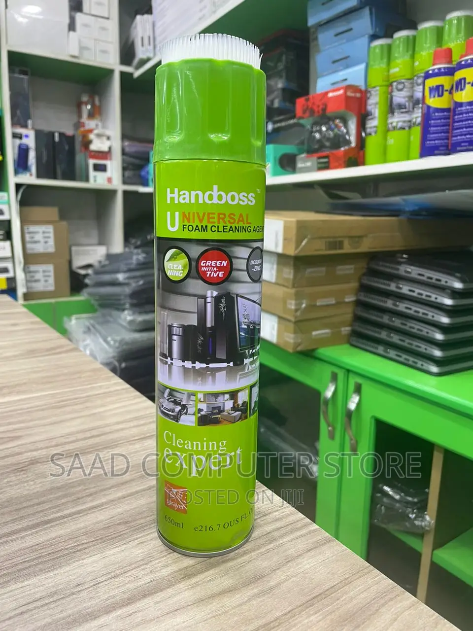 Universal Foam Cleaning Agent With Brush