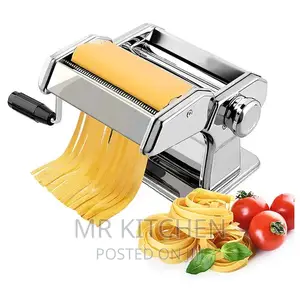 Pasta Maker /Macroon