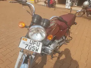 Bajaj Boxer 2023 Red