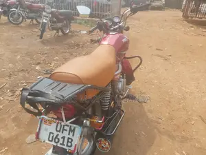 TVS HLX 125 2022 Red