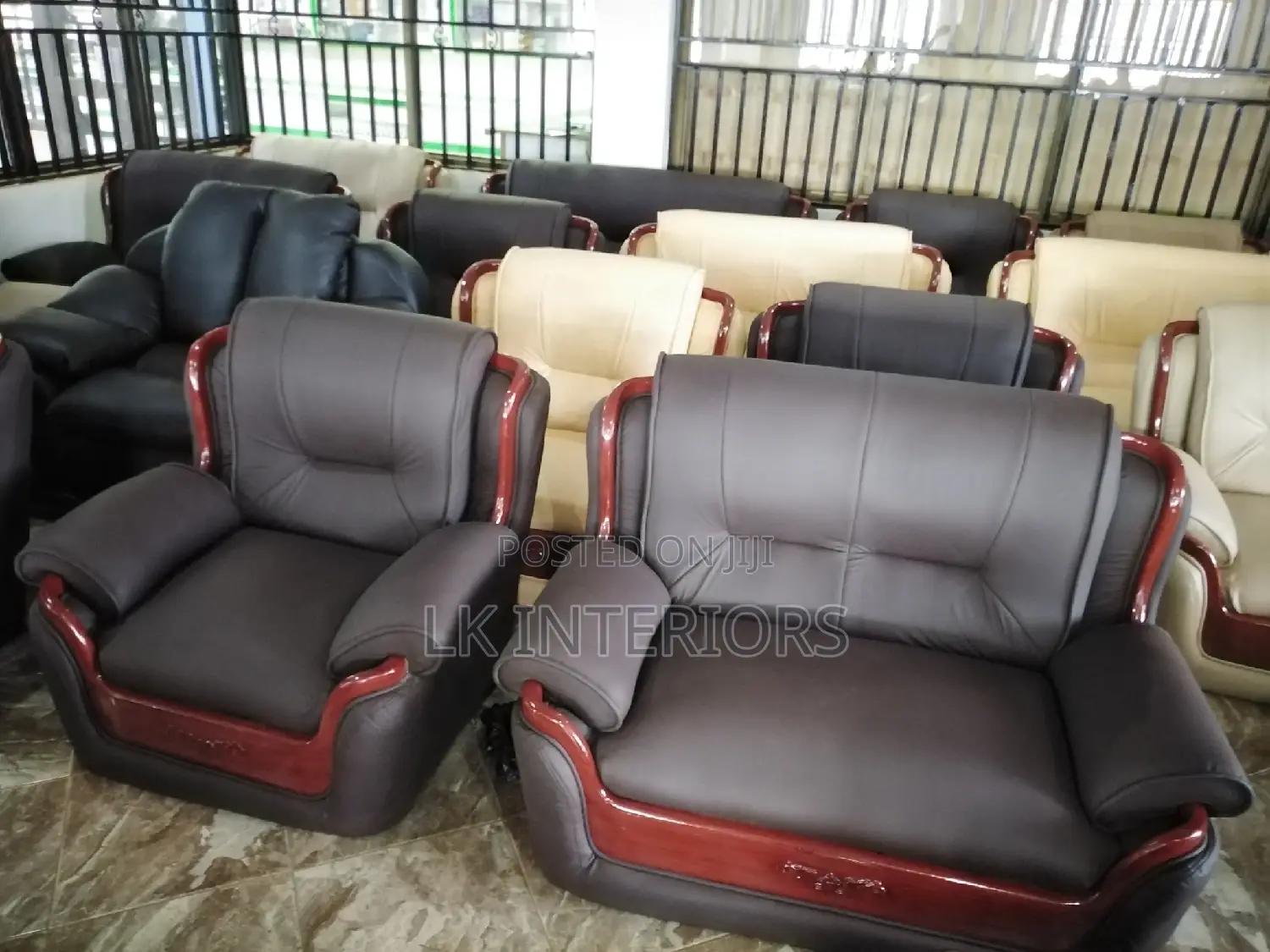 Leather Sofa 5 Seaters