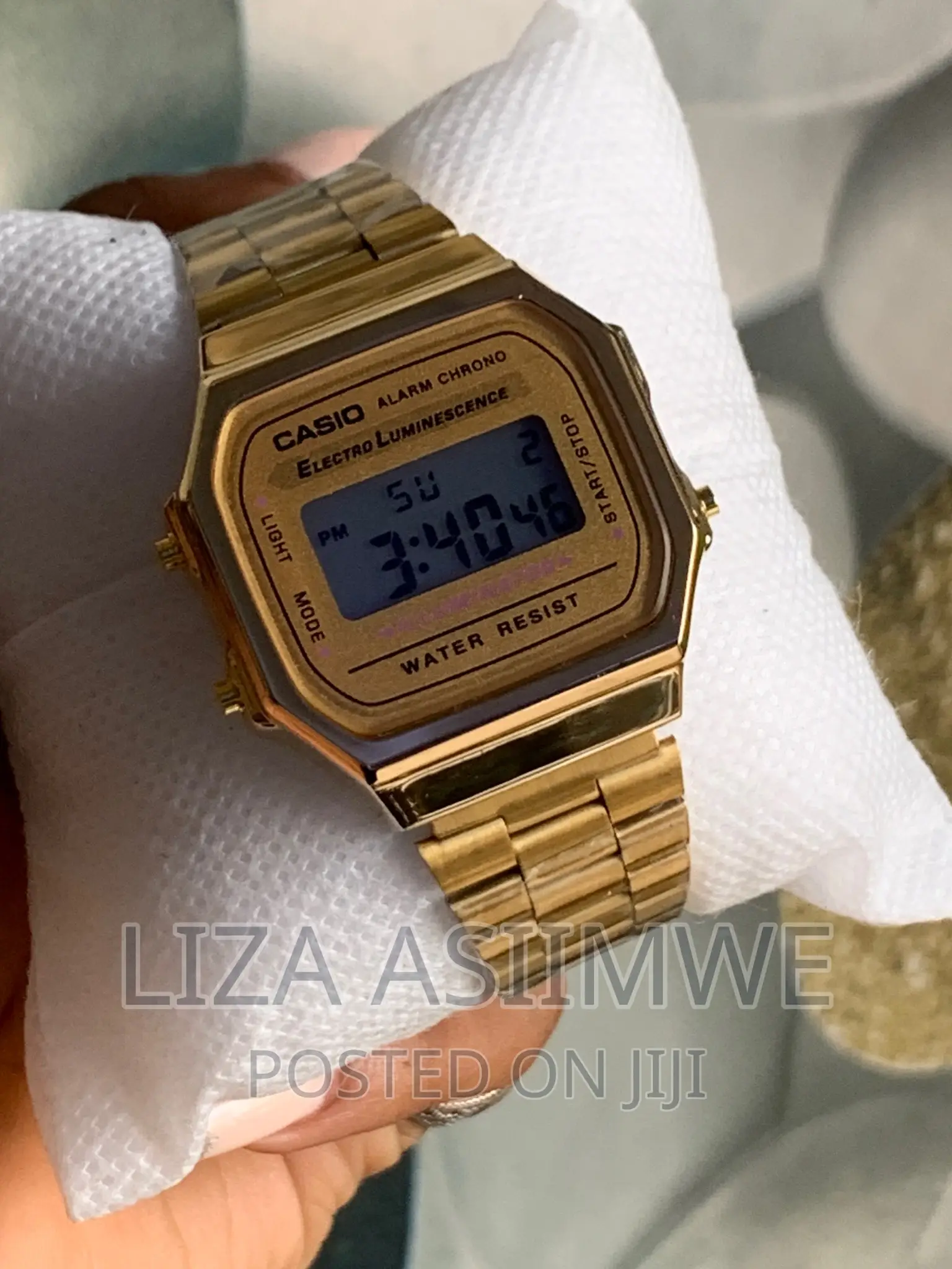 Gold Casio