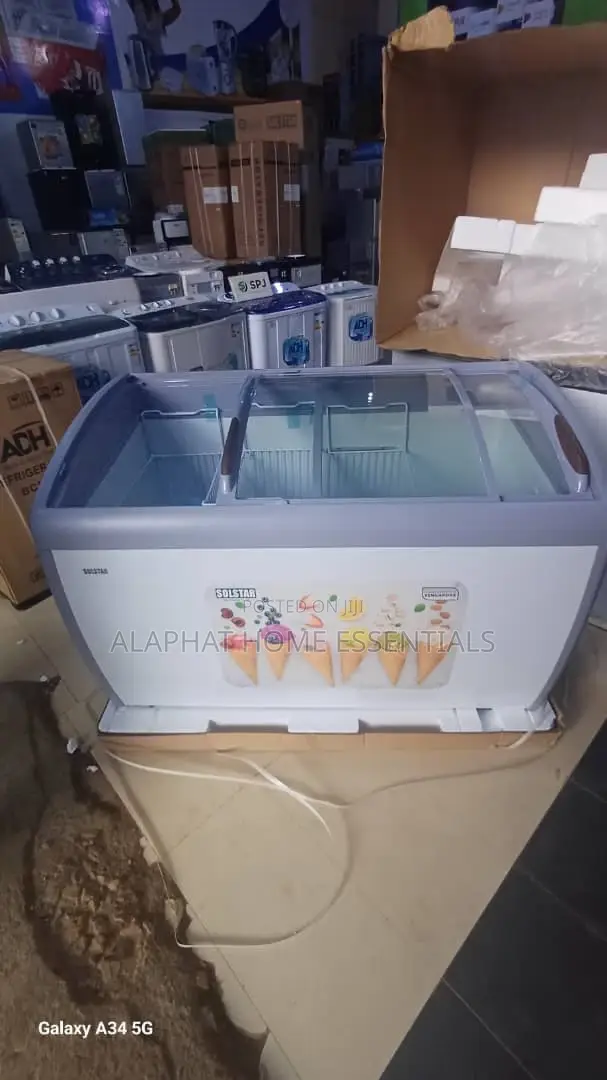 Solstar Display Freezer