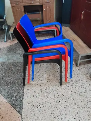 Amazin Durable Plastic Chair