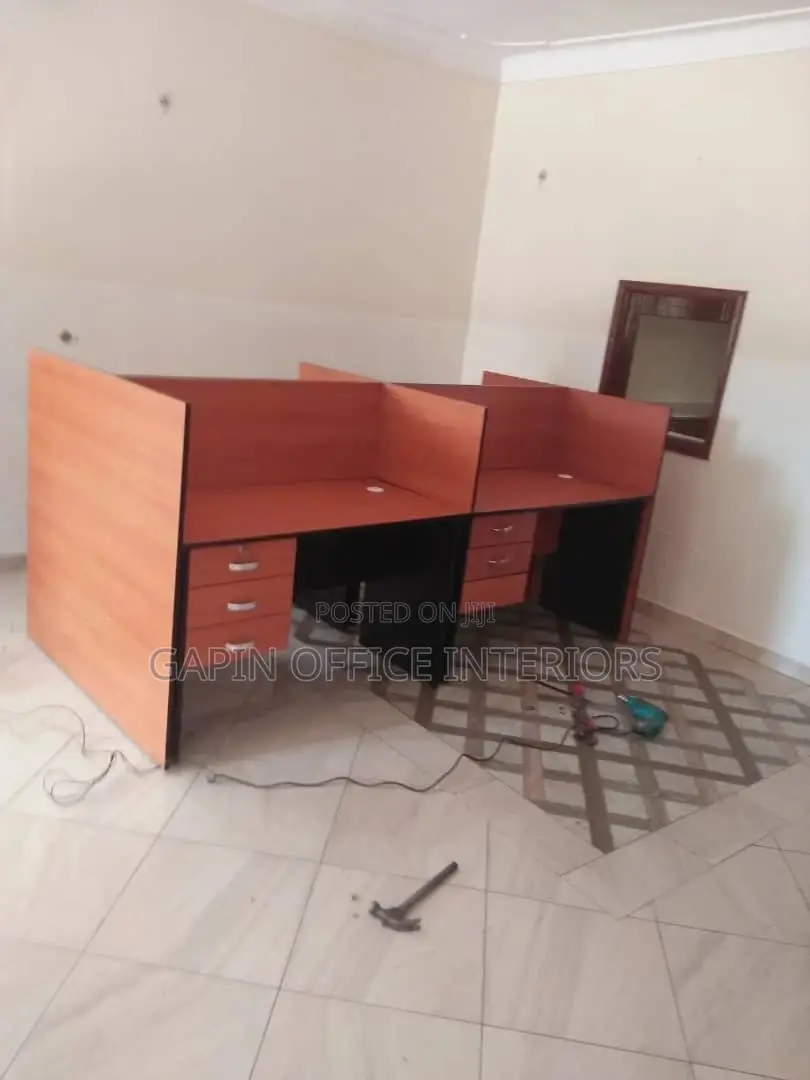 Work Station for 4 Users