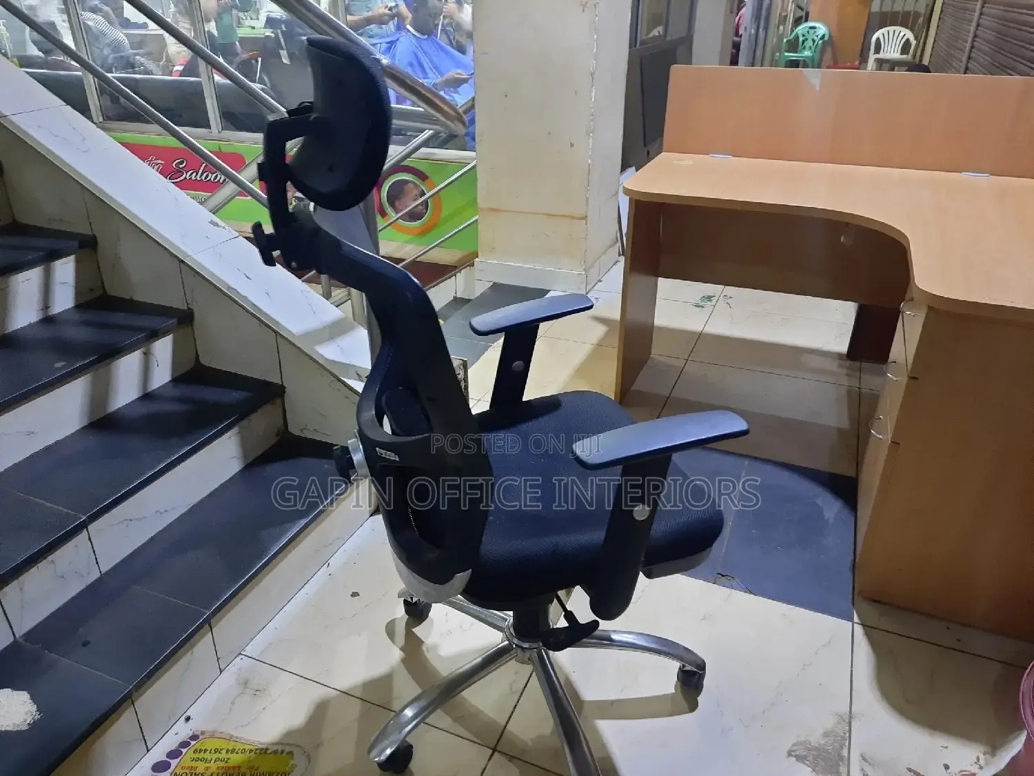 Headrest Office Chair With Table