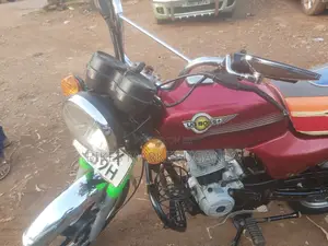 Boss Hoss BH3 2020 Red