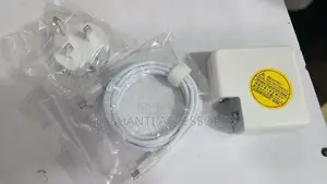 Apple Adapter/Apple Charger