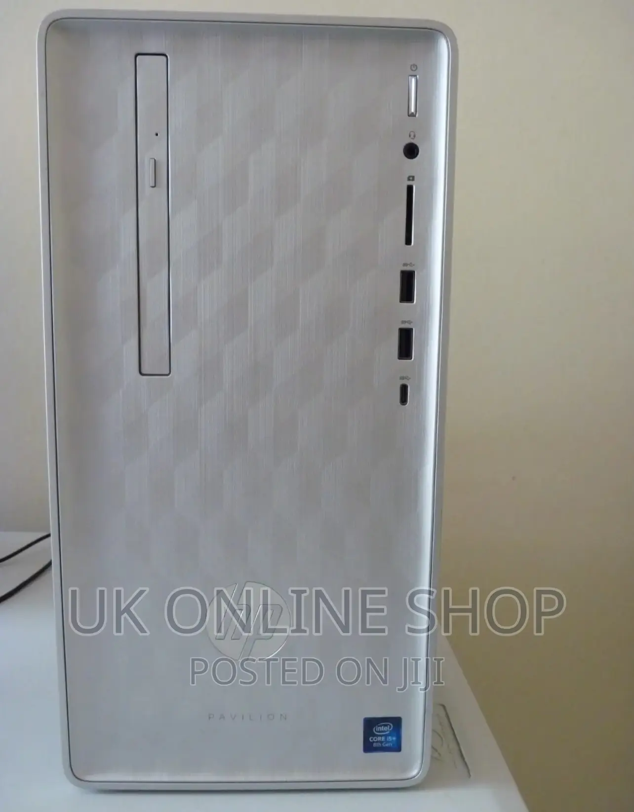 Desktop Computer HP Pavilion 590 4GB Intel Core I5 HDD 500GB