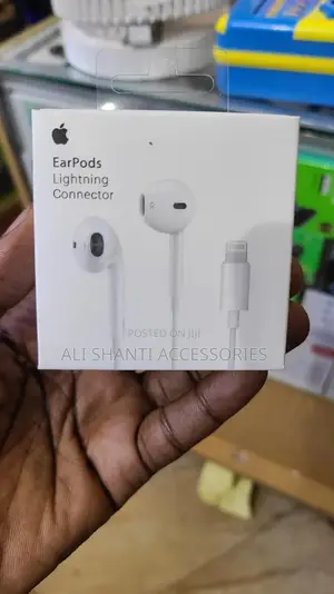 Original Apple/ Ear Pods Lightning Connector