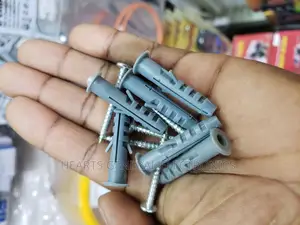 Wall Plugs and Screws ( 8 Mm )