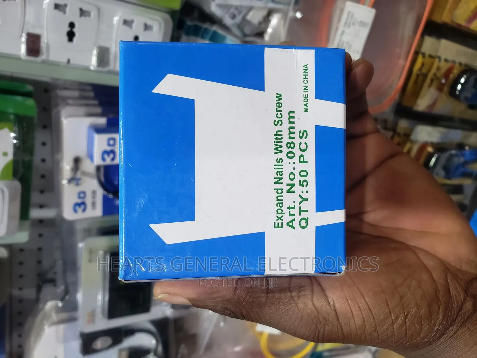 Wall Plugs and Screws ( 8 Mm )