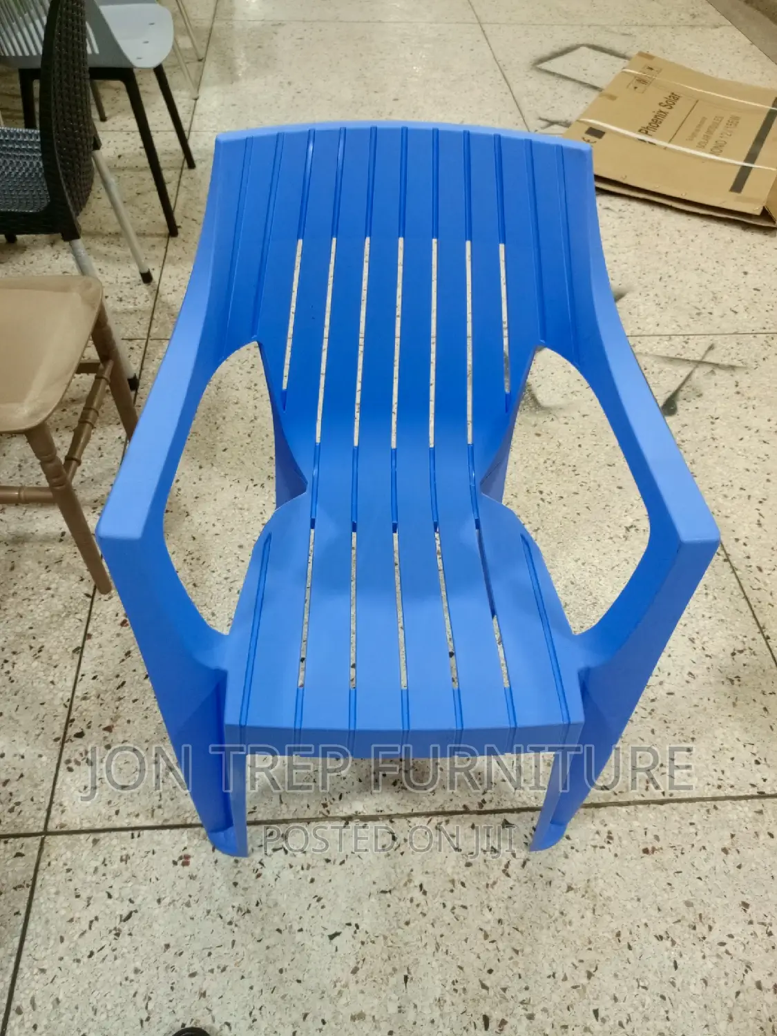Plastic Restaurant Chair