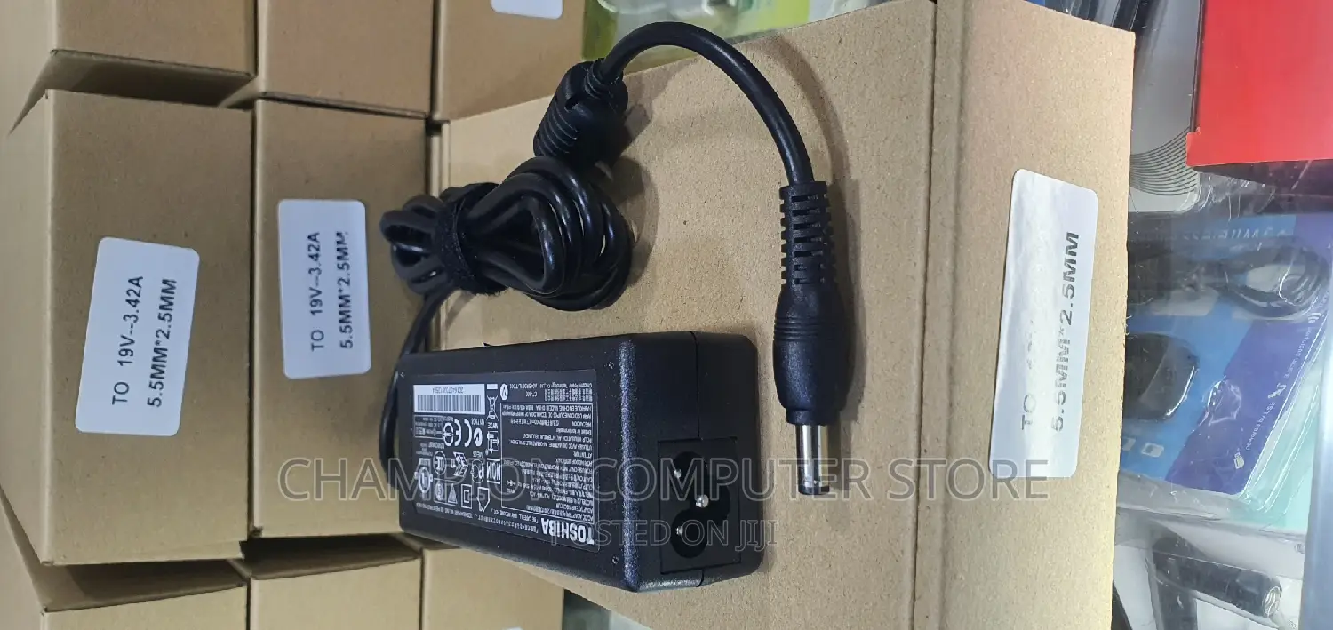 Toshiba Laptop Charger 19V 3.42A 5.5*2.5