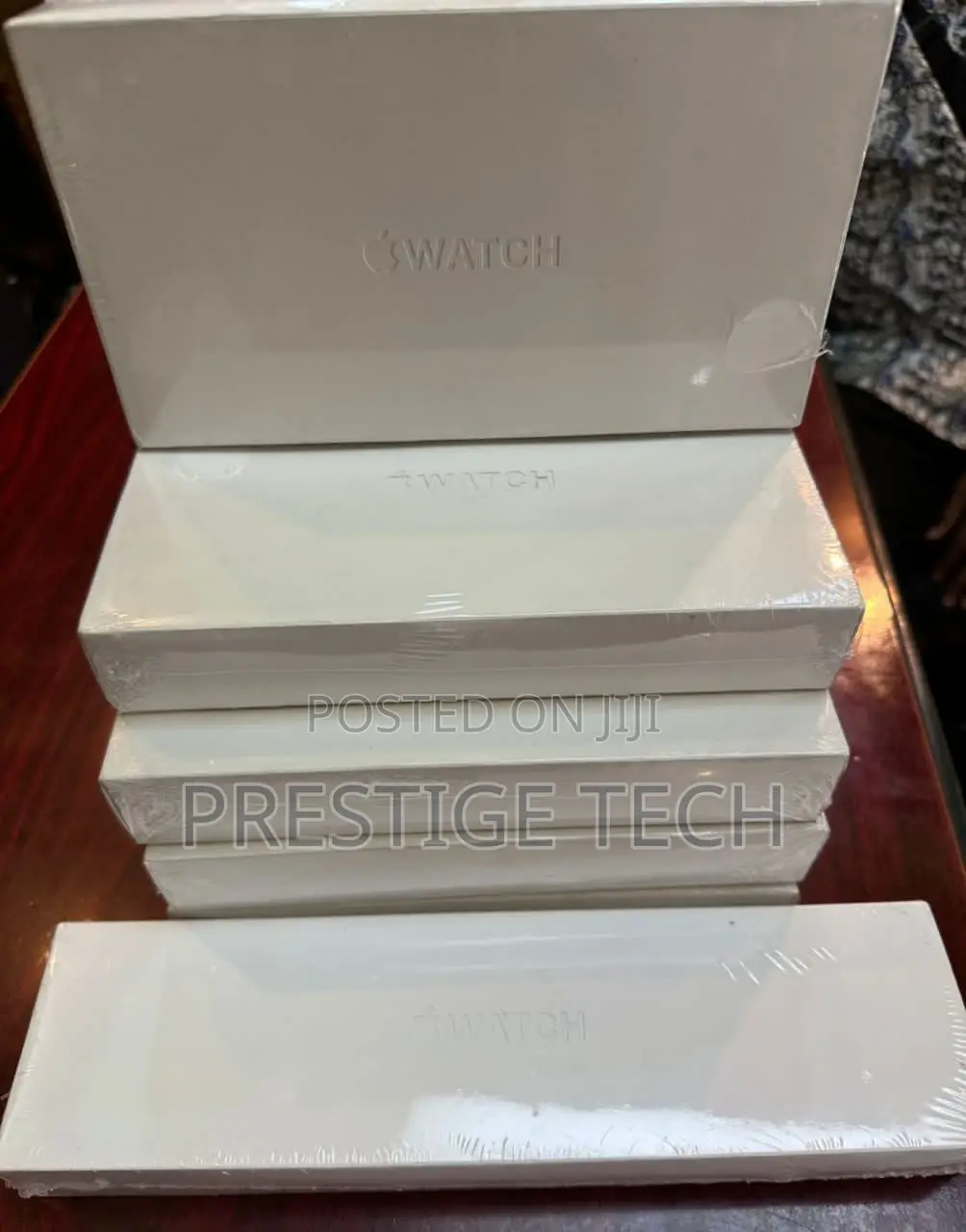 Apple Watch Ultra 49mm Gray Trail Loop Orange Alpine Loop