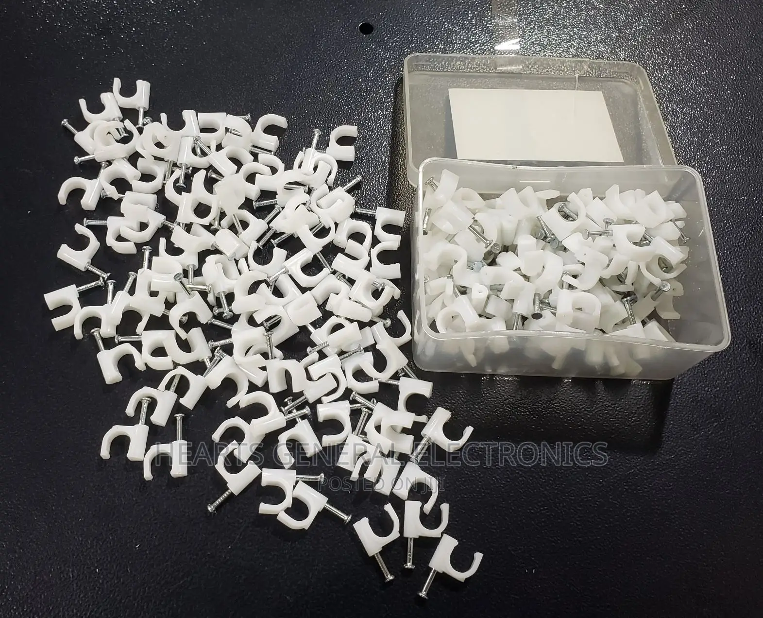 Cable Clips / Tower Clips ( 8mm )
