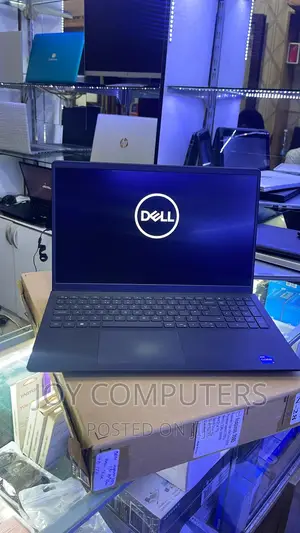 New Laptop Dell Vostro 15 3549 8GB Intel Core I5 SSD 256GB