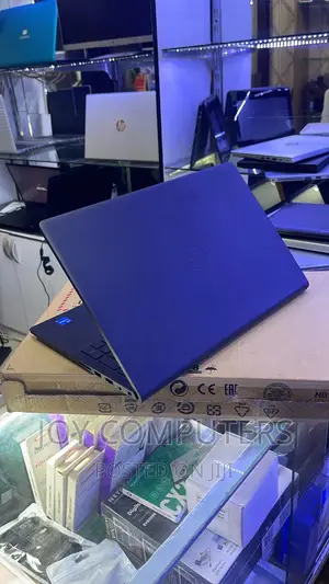 New Laptop Dell Vostro 15 3549 8GB Intel Core I5 SSD 256GB