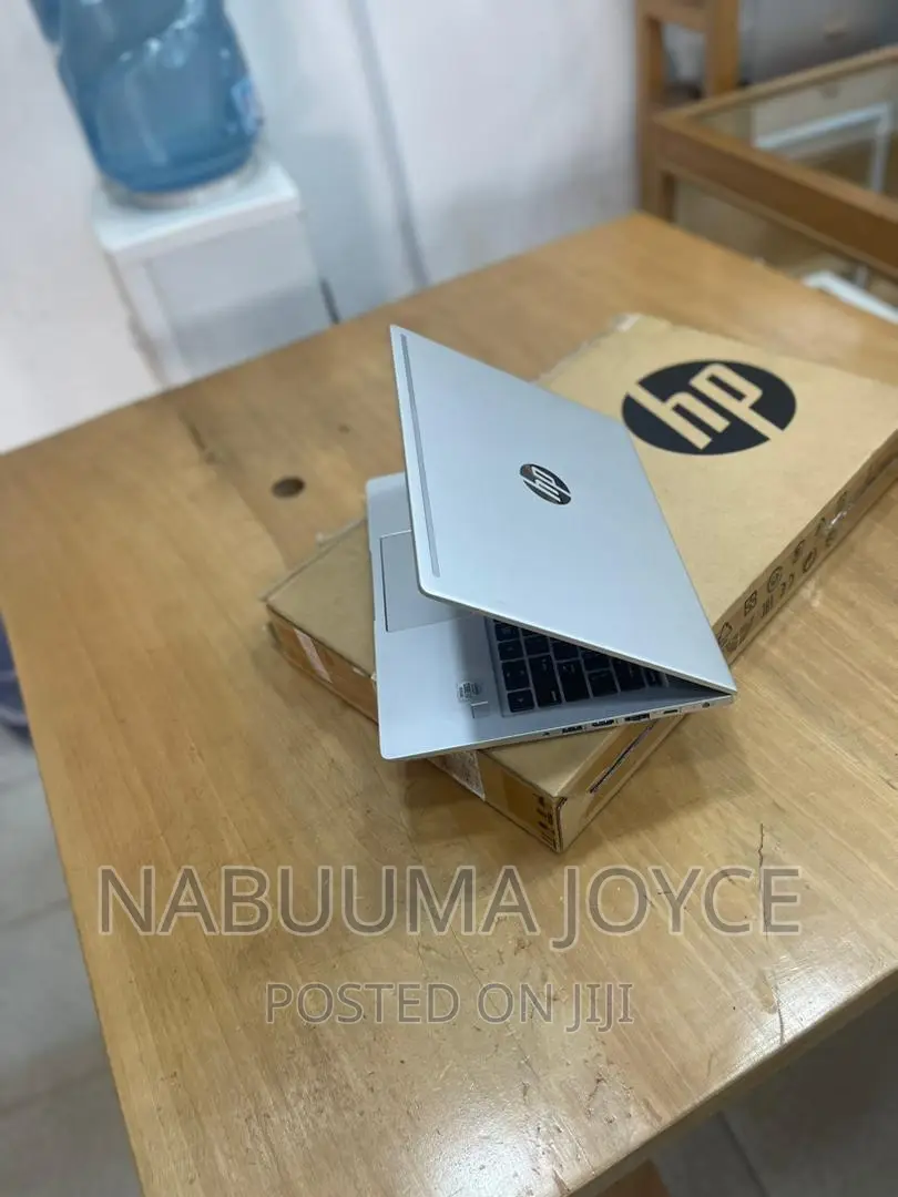 New Laptop HP ProBook 440 G8 8GB Intel Core i7 SSD 512GB