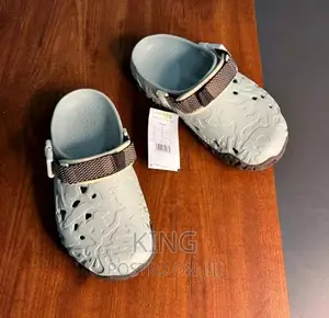 Crocs. All Terrain Original. Cream/Black/Green