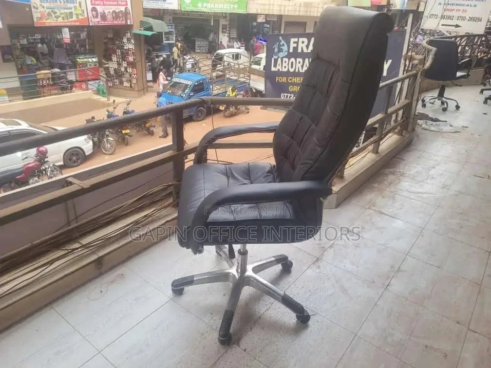 Executive Office Chair