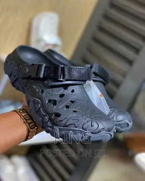 Atlas Crocs.